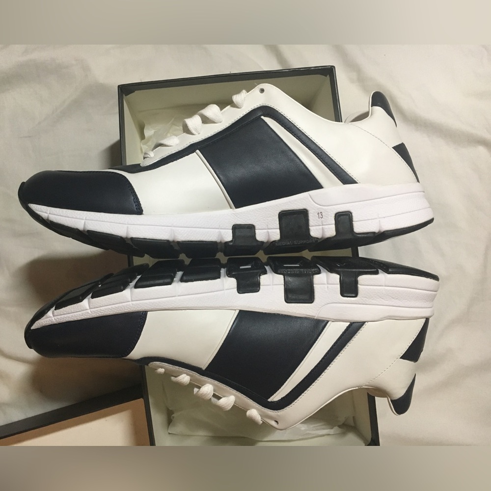 Gucci Sneakers Size 13 Navy Blue - Picture 15 of 16